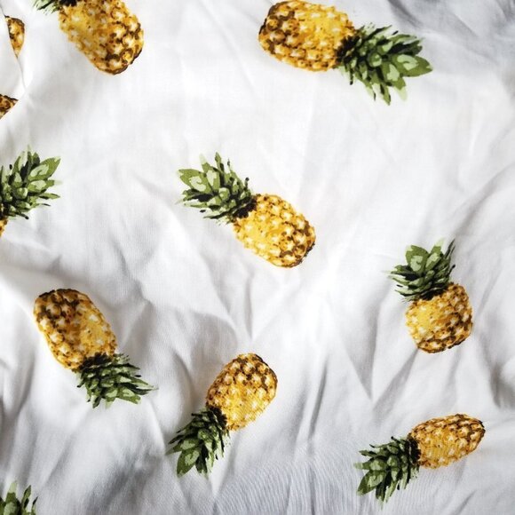 BuddyLove Havana Fluttered Sleeve Pineapple Top Sm - Picture 8 of 9